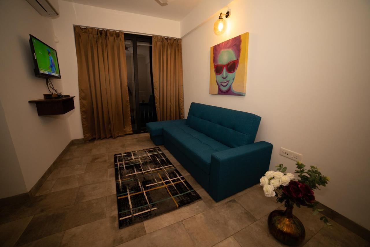 Half Hotel Calangute Bagian luar foto