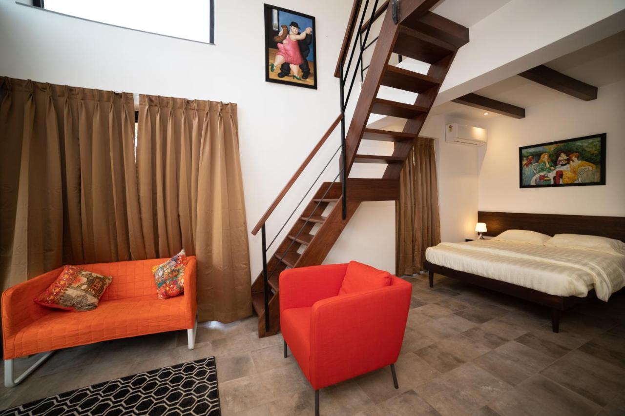 Half Hotel Calangute Bagian luar foto
